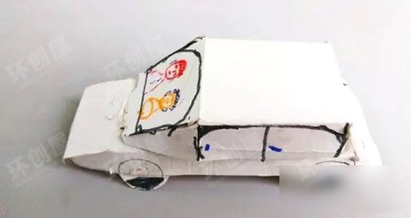 幼儿园角色区废物利用小司机自制玩教具图片