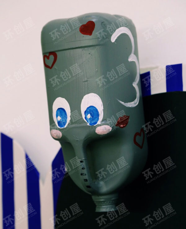 幼儿园整体环创瓶子变变变图片