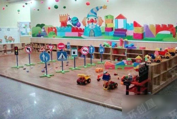 幼儿园建构区小小建筑师图片