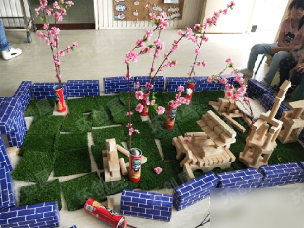 幼儿园建构区大型建构场设计布置图片