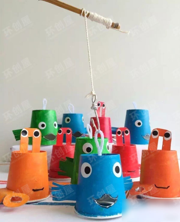 幼儿园美工区DIY纸杯制作图片