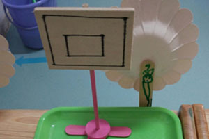 幼儿园科学区自制材料图片9张