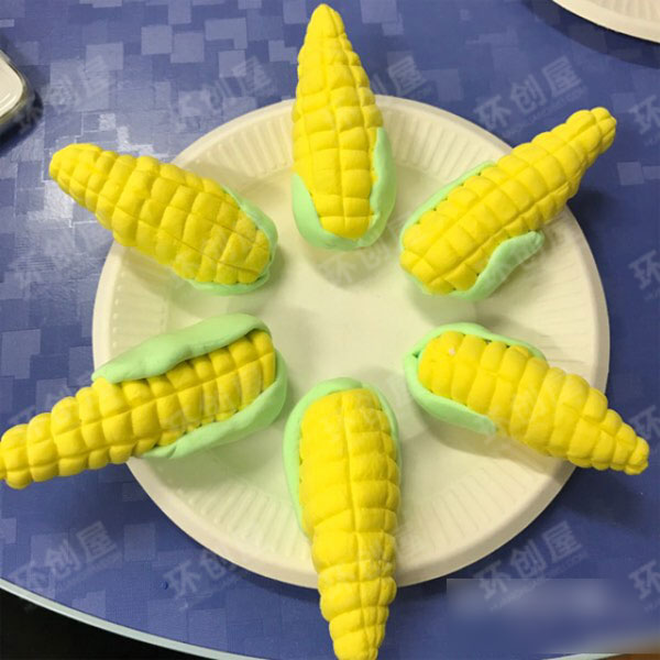 幼儿园角色区粘土食物图片