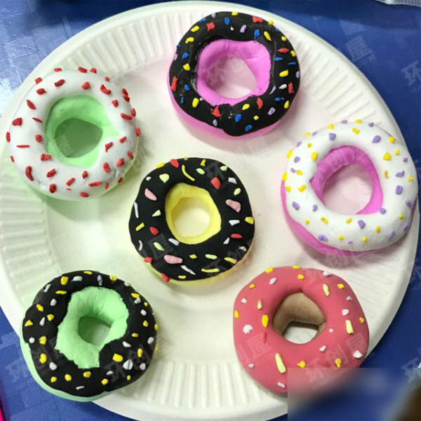 幼儿园角色区粘土食物图片