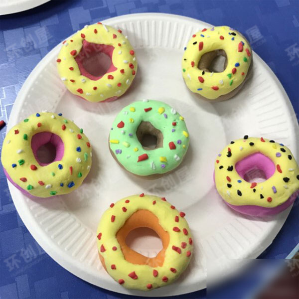 幼儿园角色区粘土食物图片
