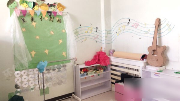 幼儿园表演区自制音乐器材图片