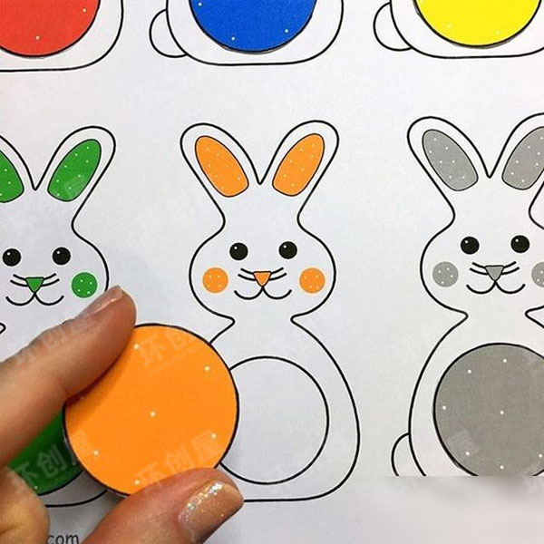 幼儿园益智区兔子主题认识颜色图片