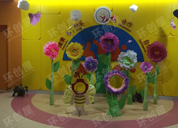 幼儿园春天的花儿整体环创图片