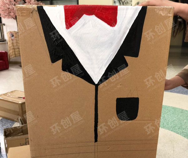 幼儿园收集东收集西整体环创图片