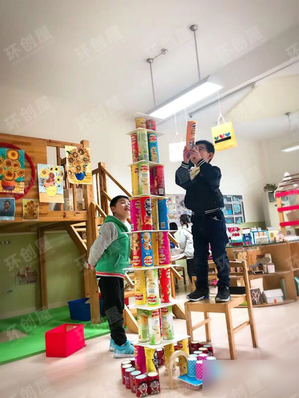 幼儿园建构区废物利用环境创设图片