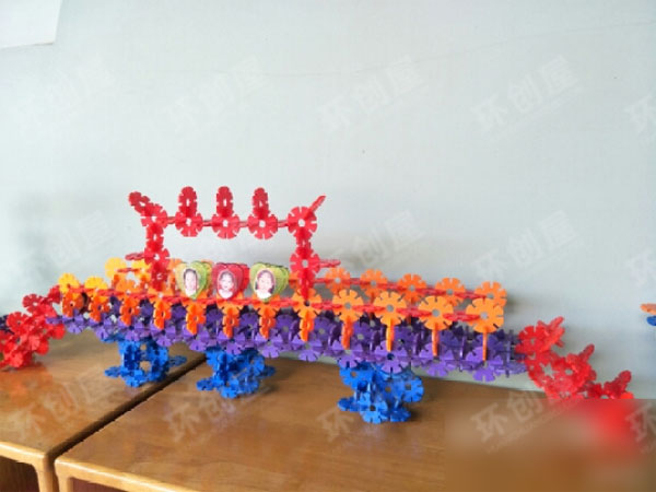 幼儿园建构区单体花片桥图片