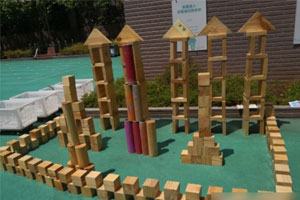 幼儿园建构区搭建图图片9张