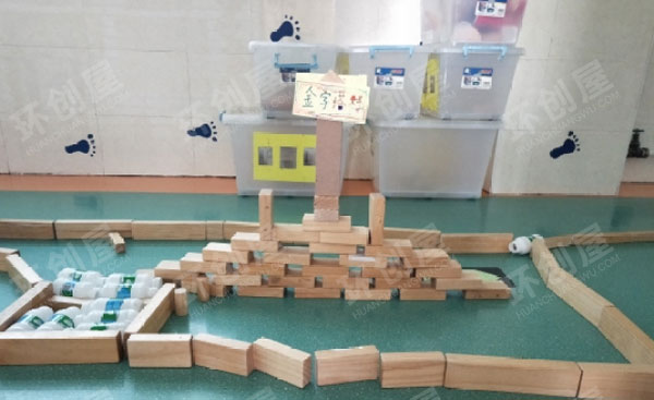 幼儿园建构区环创多种拼搭图片