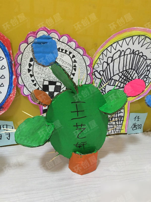 幼儿园美工区纸壳仙人掌粘土桃花图片