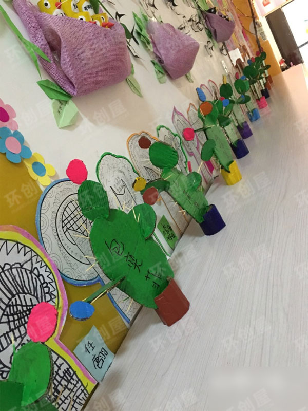 幼儿园美工区纸壳仙人掌粘土桃花图片