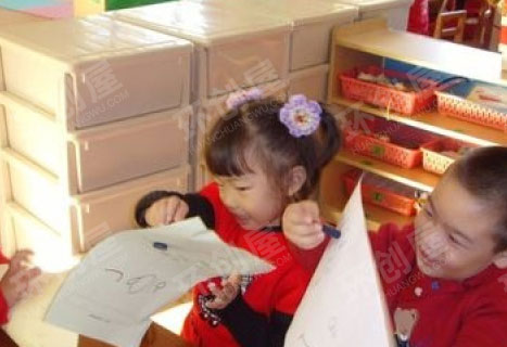 幼儿园科学区神奇的磁铁图片