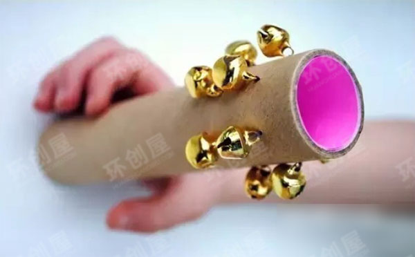 幼儿园表演区废旧物品自制音乐教玩具图片