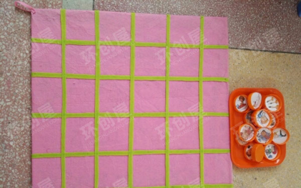 幼儿园益智区记忆翻翻棋图片