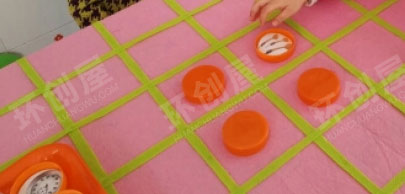 幼儿园益智区记忆翻翻棋图片