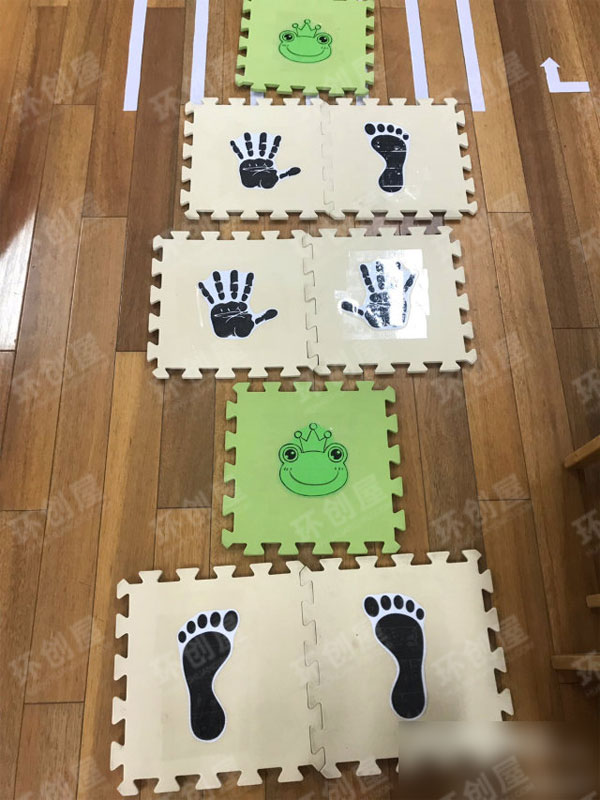 幼儿园综合环创巧用地垫子图片