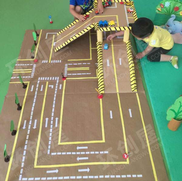 幼儿园建构区自制教玩具马路桥图片