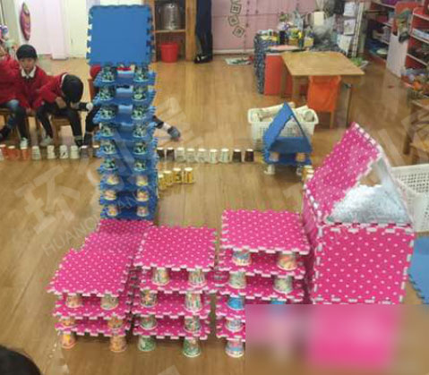 幼儿园建构区纸杯搭建图片