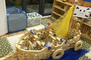 幼儿园老师们的建构作品图片7张
