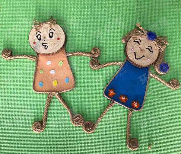 幼儿园可爱的木片人墙面布置图片