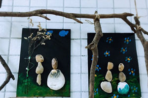 幼儿园树枝石头手工作品展示图片5张