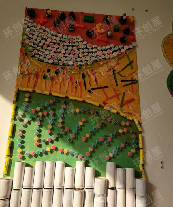 幼儿园很有特色的大厅展示板块图片