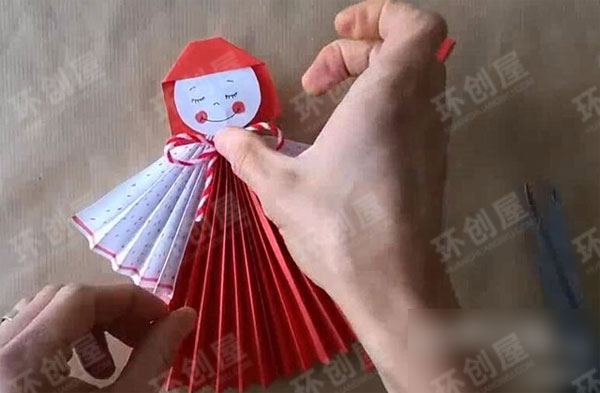 幼儿园美工区制作可爱的天使娃娃图片