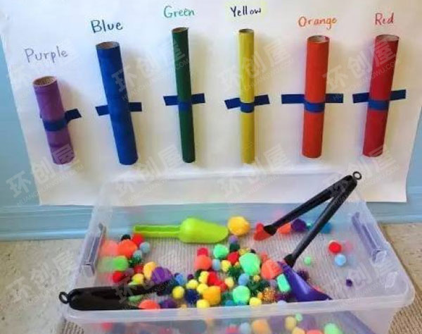 幼儿园益智区功能墙面颜色分类图片