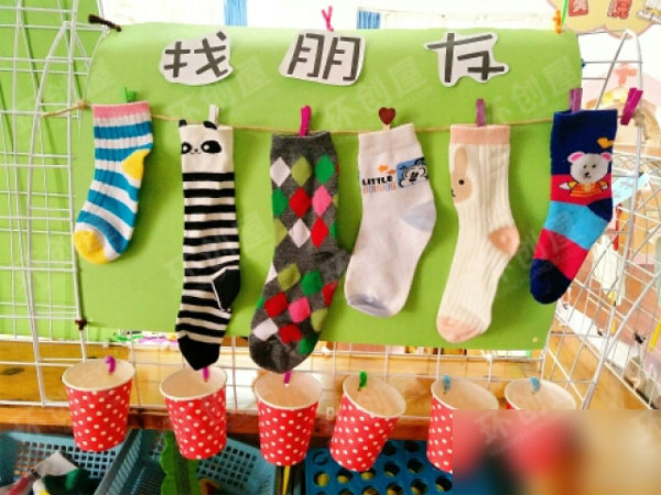 幼儿园益智区配对找朋友系列图片