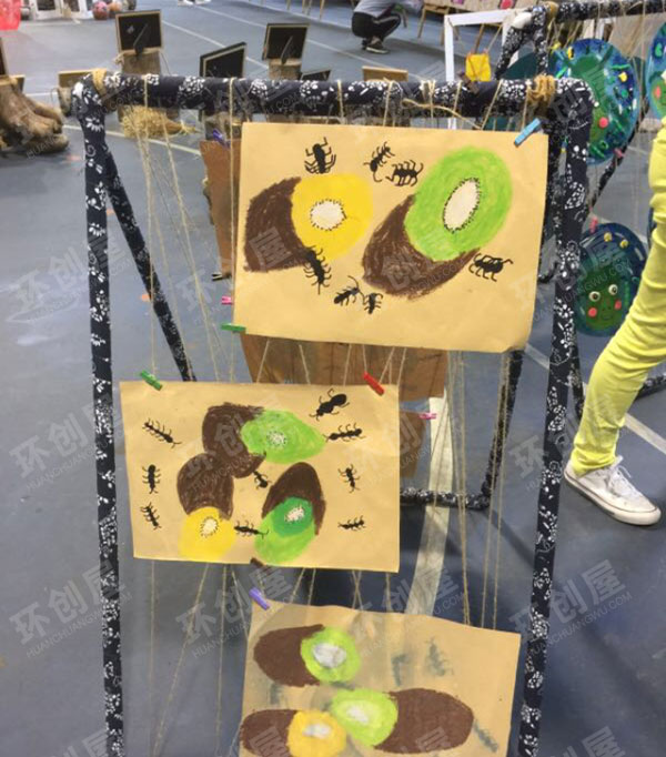 幼儿园绘画作品环创图片