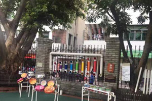 幼儿园户外音乐区环创图片2张