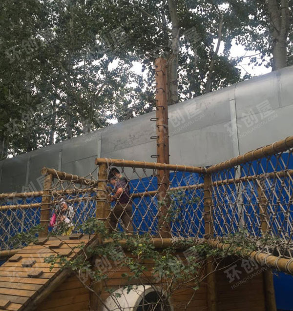 幼儿园自然的户外活动区创设图片