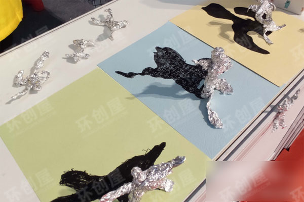 幼儿园科学区会动的影子小人图片