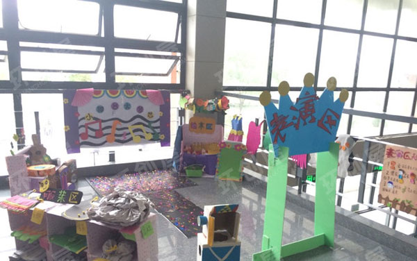 幼儿园角色区小梦想大舞台图片