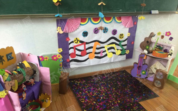 幼儿园角色区小梦想大舞台图片