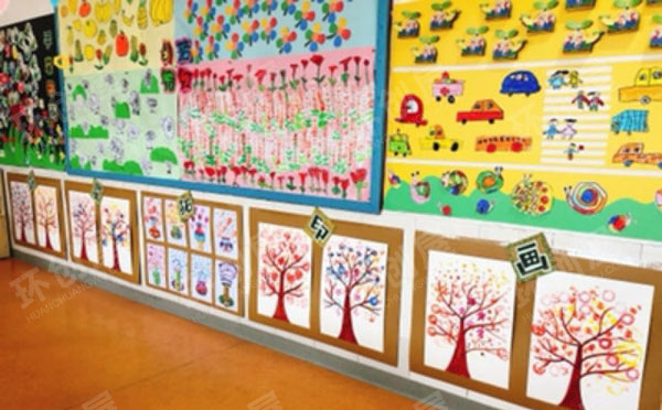 幼儿园作品展示环创蔬菜拓印画图片
