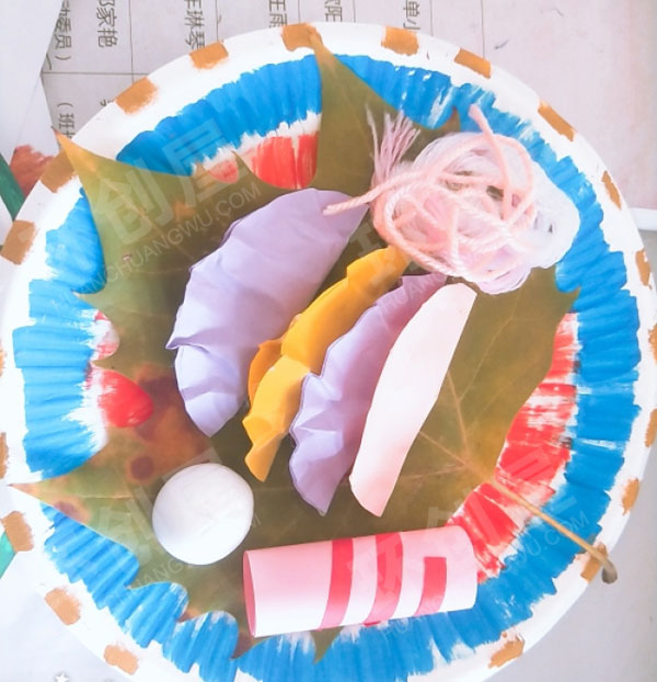 幼儿园表演区黏土卡纸布织布做菜图片