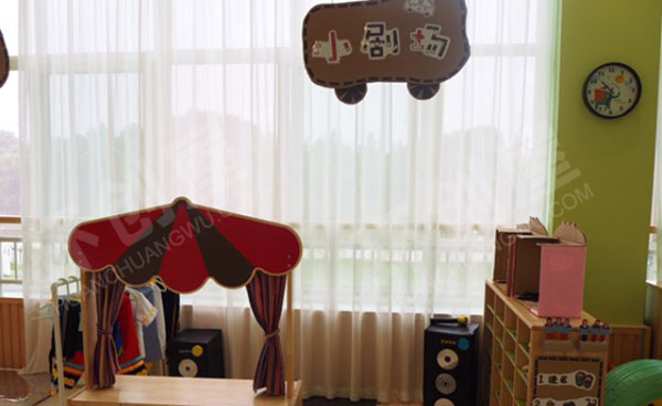 幼儿园表演区环创趣味小剧场图片