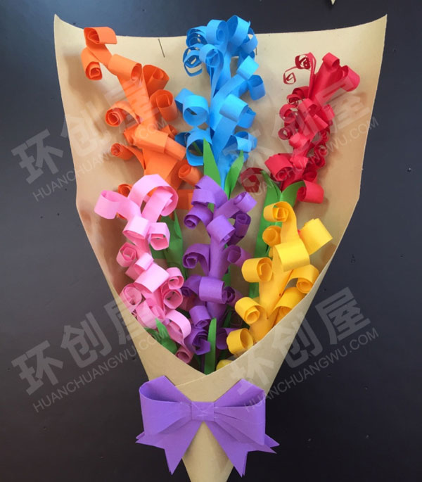 幼儿园送给妈妈的风信子主题墙环创图片