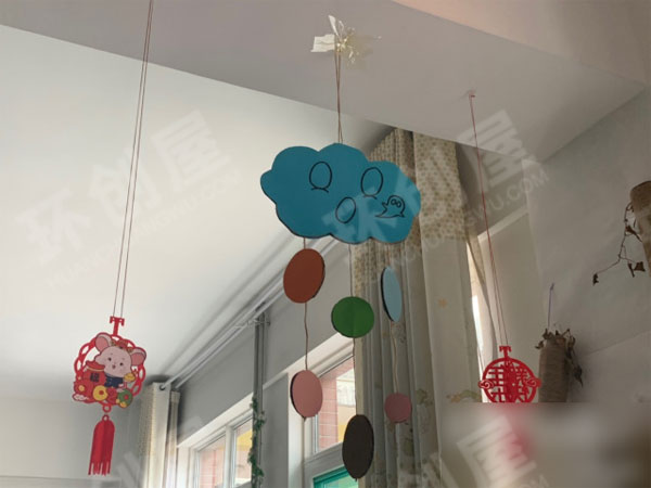 幼儿园教室的吊挂饰环创图片