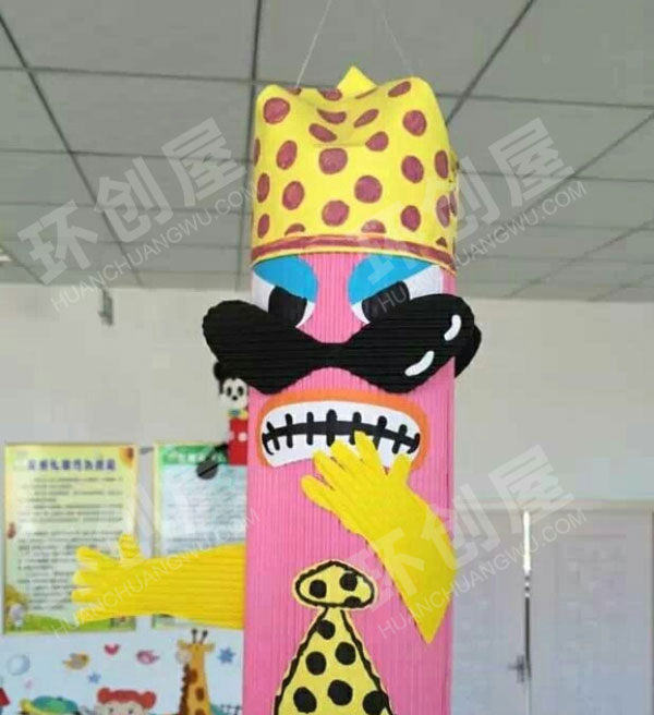 幼儿园瓦楞纸卡通主题吊饰图片