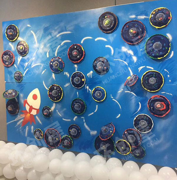幼儿园各种创意作品展示装饰画图片
