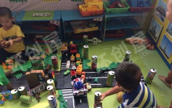 幼儿园建构区我在马路边图片
