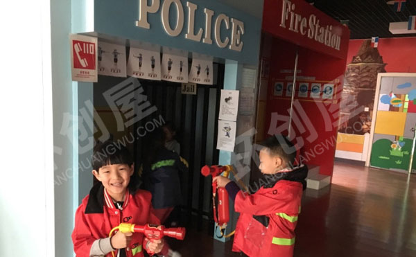 幼儿园角色区环创各行业扮演图片