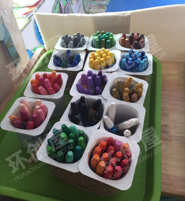 幼儿园表演区可爱的动物图片