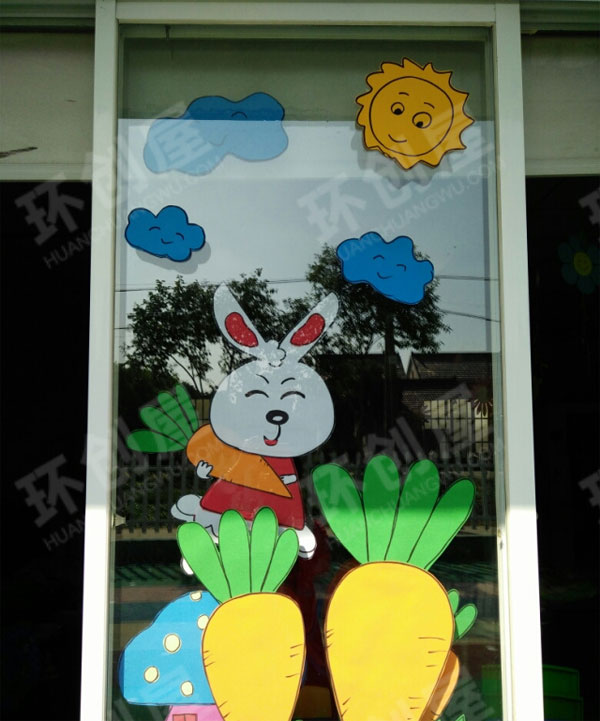 幼儿园卡通风窗户装饰图片